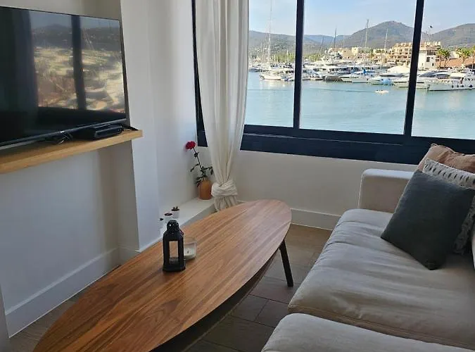 Apartment Tres Grand Deux Pieces Marines De *