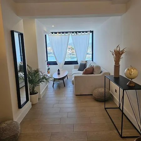 Tres Grand Deux Pieces Marines De Apartamento